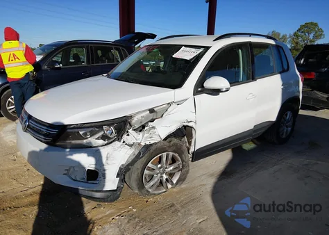 2017 Volkswagen Tiguan 2.0T/2.0T S из США, поврежденный, VIN WVGAV7AX0HK019623